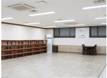 건양대학교병원장례식장 유족 대기실 - 대전광역시 서구