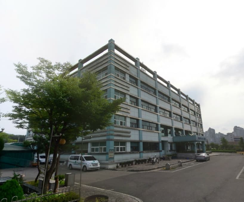 엠마우스요양병원장례식장 유족 대기실 - 경상남도 진주시