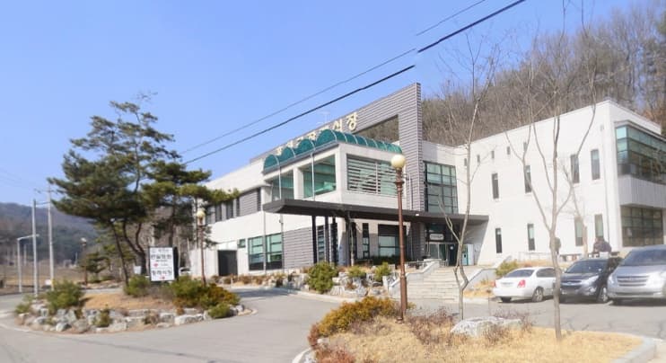 홍천군장례식장 (홍천농협장례식장) 전경 - 강원특별자치도 홍천군