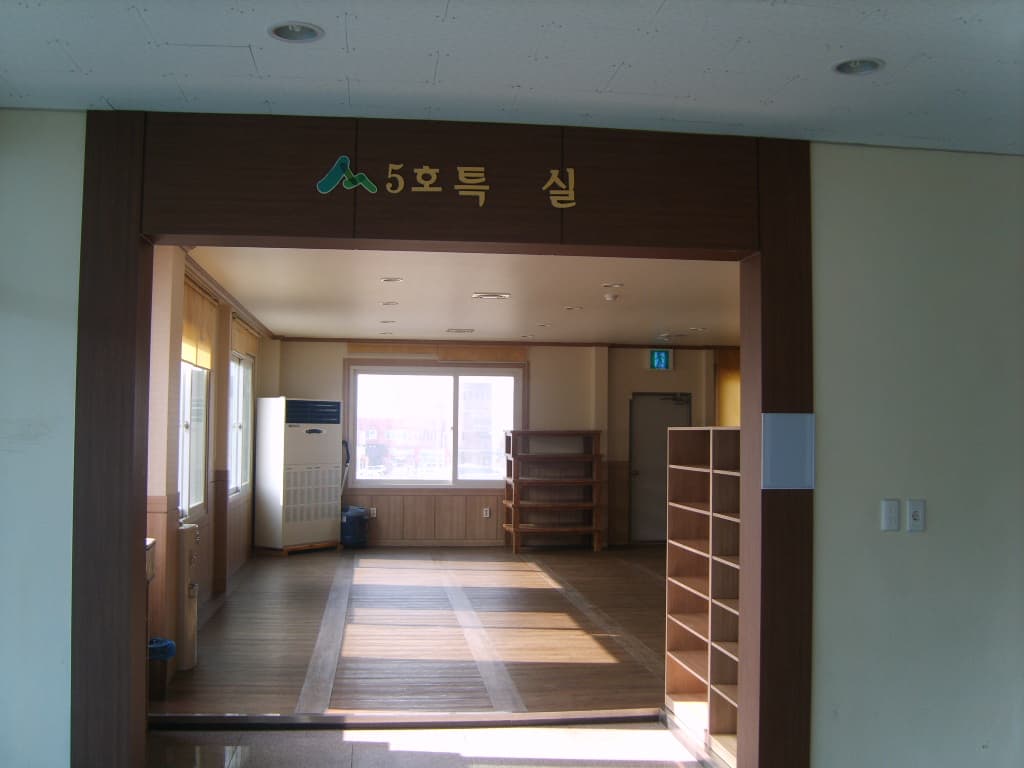 진도군산림조합직영추모관장례식장 장례식장 내부 - 전라남도 진도군