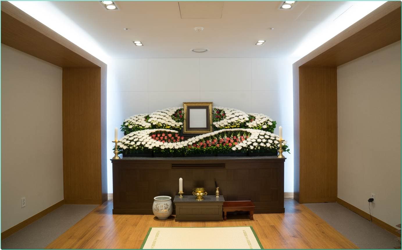 창원경상대병원장례식장 접수 로비 - 경상남도 창원시