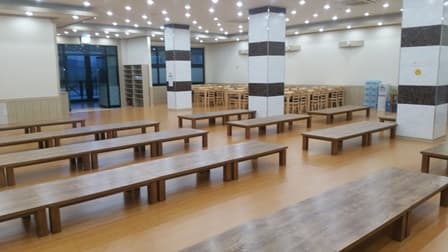 부안호남장례식장 접수 로비 - 전북특별자치도 부안군