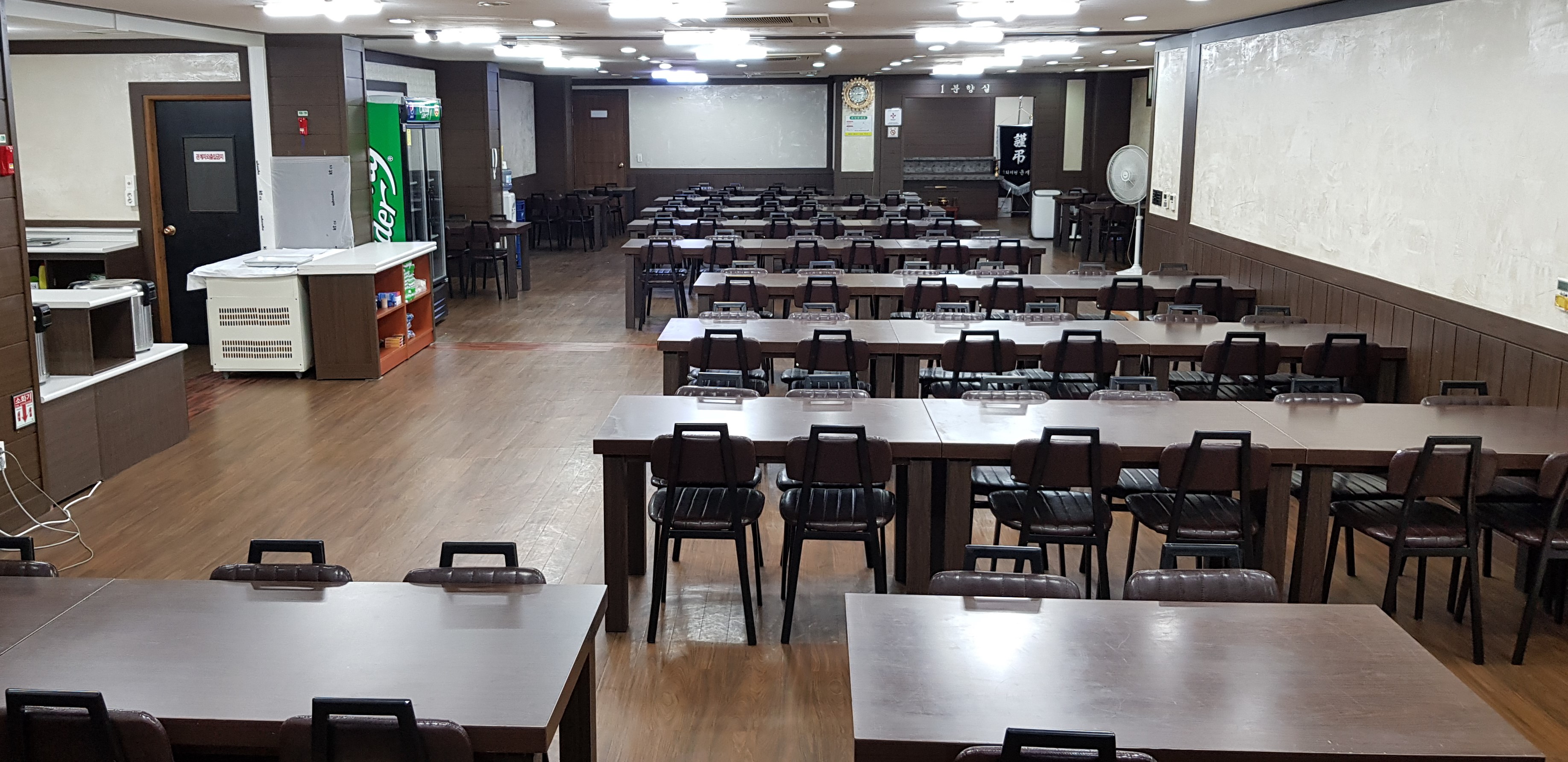 진도장례식장 유족 대기실 - 전라남도 진도군