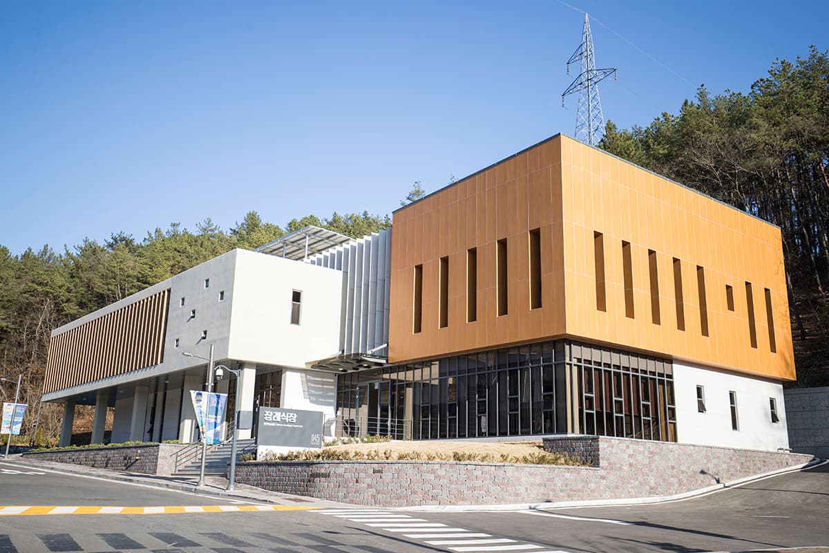 함안하늘공원장례식장 전경 - 경상남도 함안군