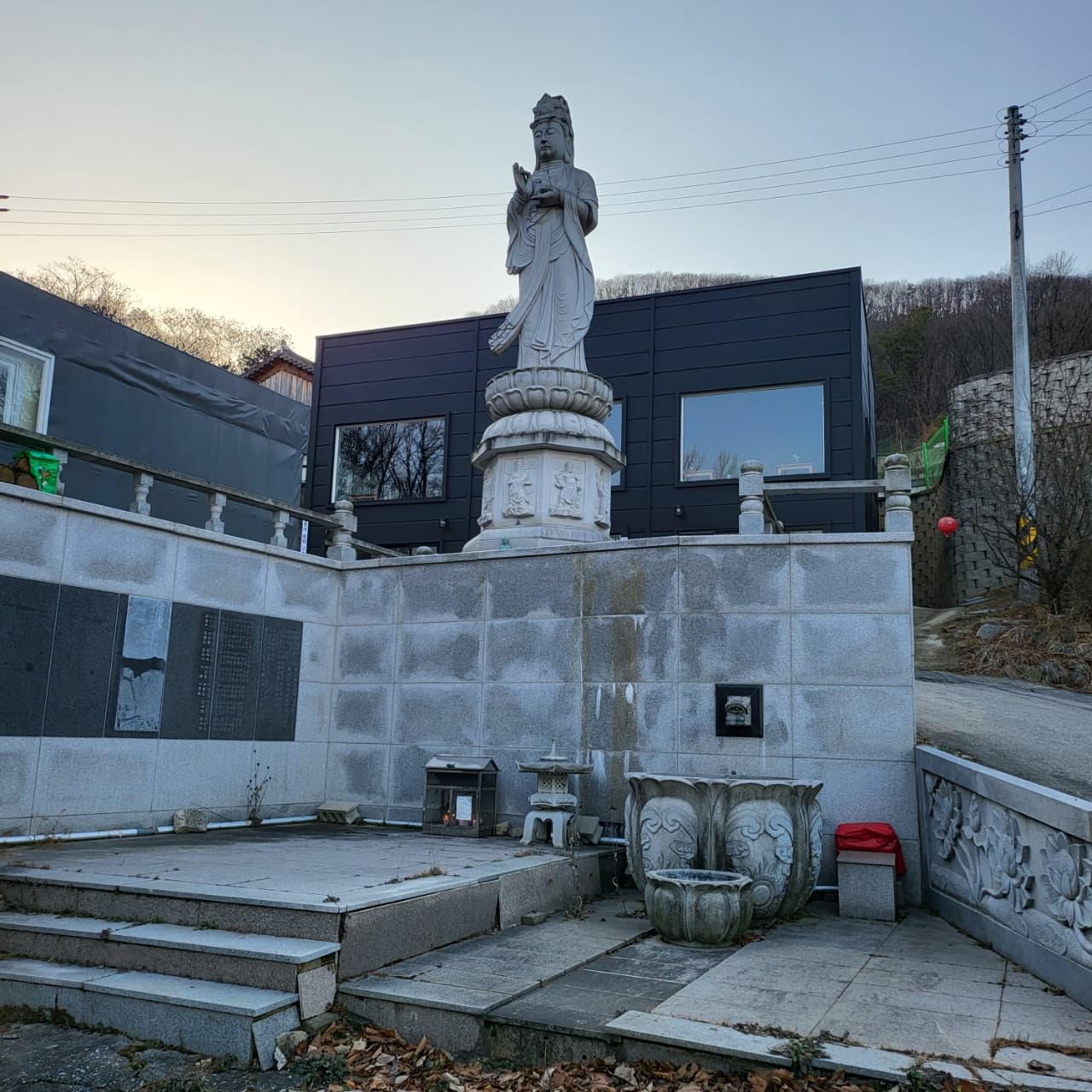 월봉사연화원