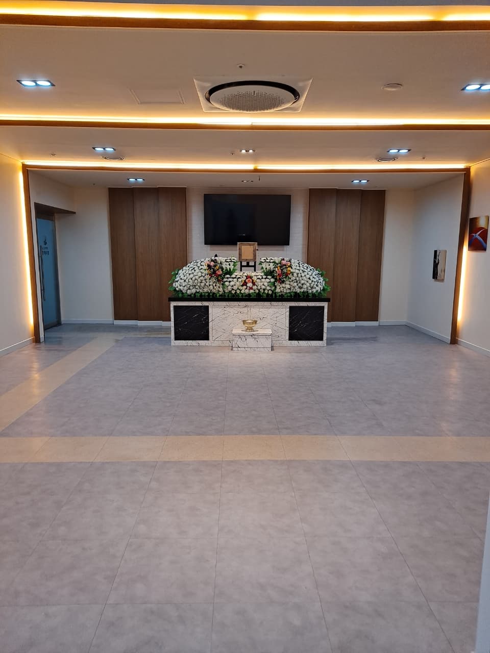 에스엠(SM)상조온요양병원장례식장 유족 대기실 - 경상남도 사천시
