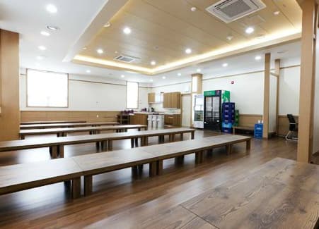 교원예움 강원장례식장 (구. 강원효장례식장) 유족 대기실 - 강원특별자치도 춘천시
